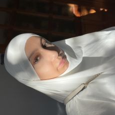 Esma  Binici