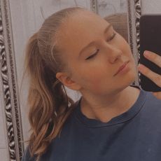 Anna  Czok