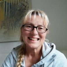 Juliane   Steen 